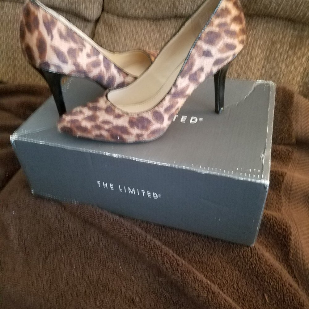 THE LIMITED  LEOPARD TATUM HEELS  SZ6 NWBX